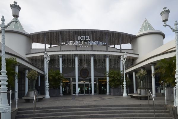 Hotel Jardines de Nivaria entrance
