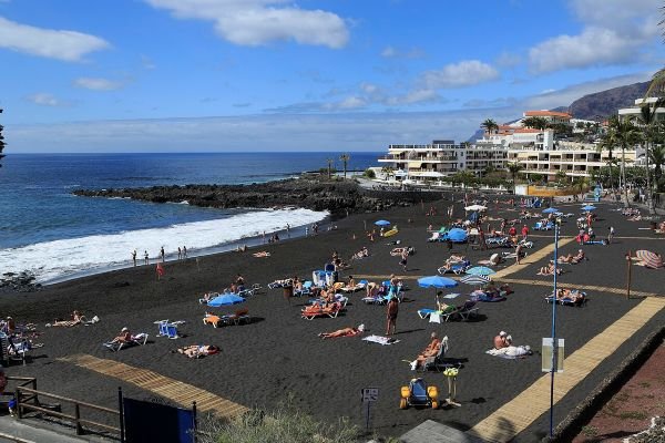 Playa de la Arena, Puerto de Santiago, Tenerife